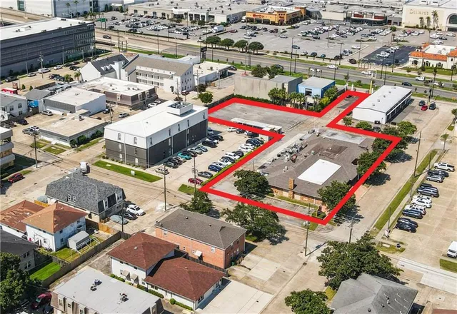 $2,950,000 | Undisclosed Address, Metairie, LA 70002