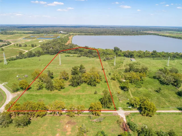 a view of an ocean view