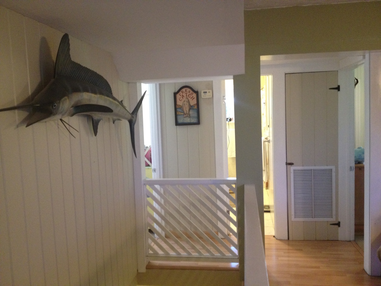 122 Mockingbird Road Tavernier, FL 33070 - Photo 10 of 26 UPSTAIRS HALL TO BD/BA