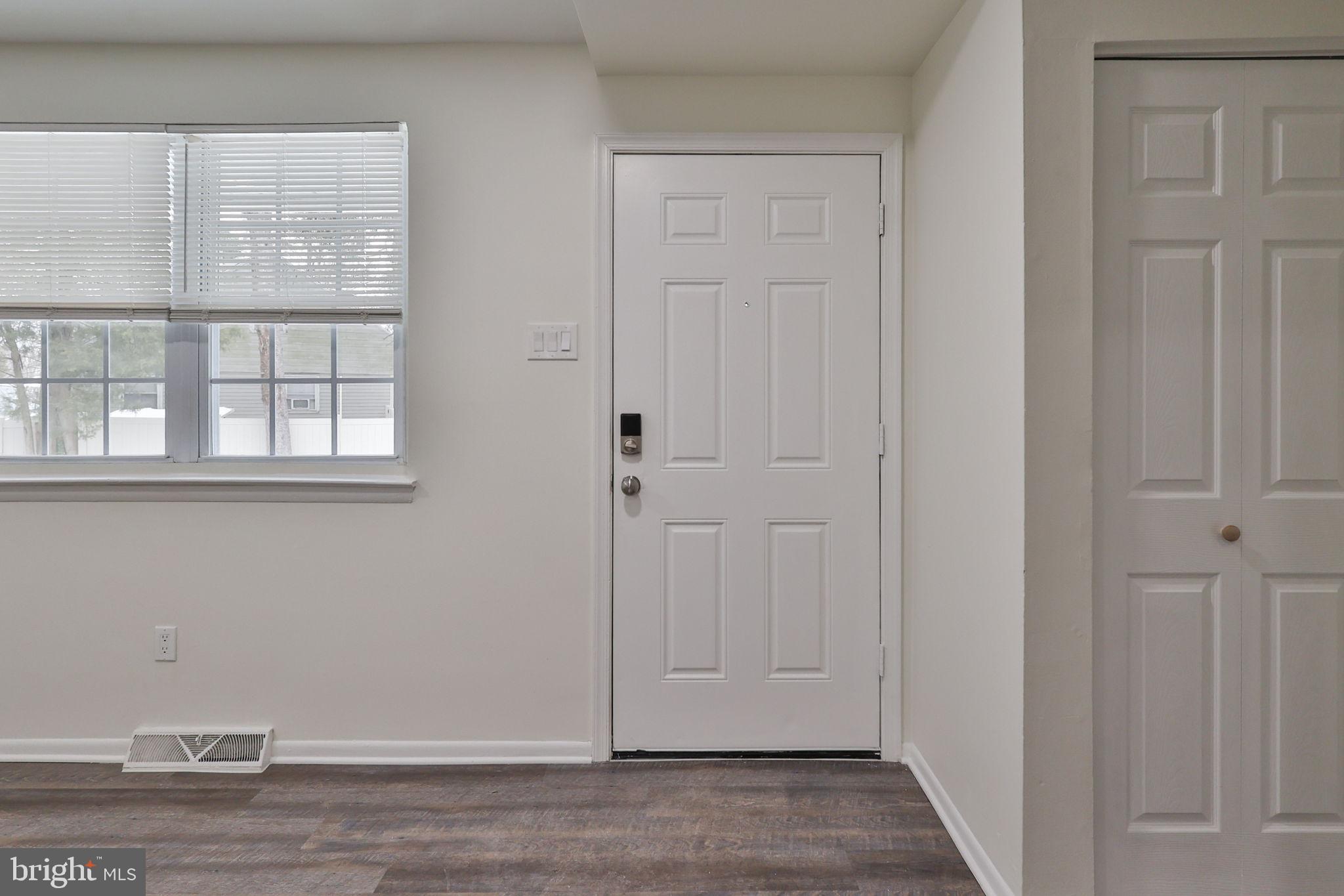 305 South Warminster Road, Unit B2 Hatboro, PA 19040 - Photo 2 of 42