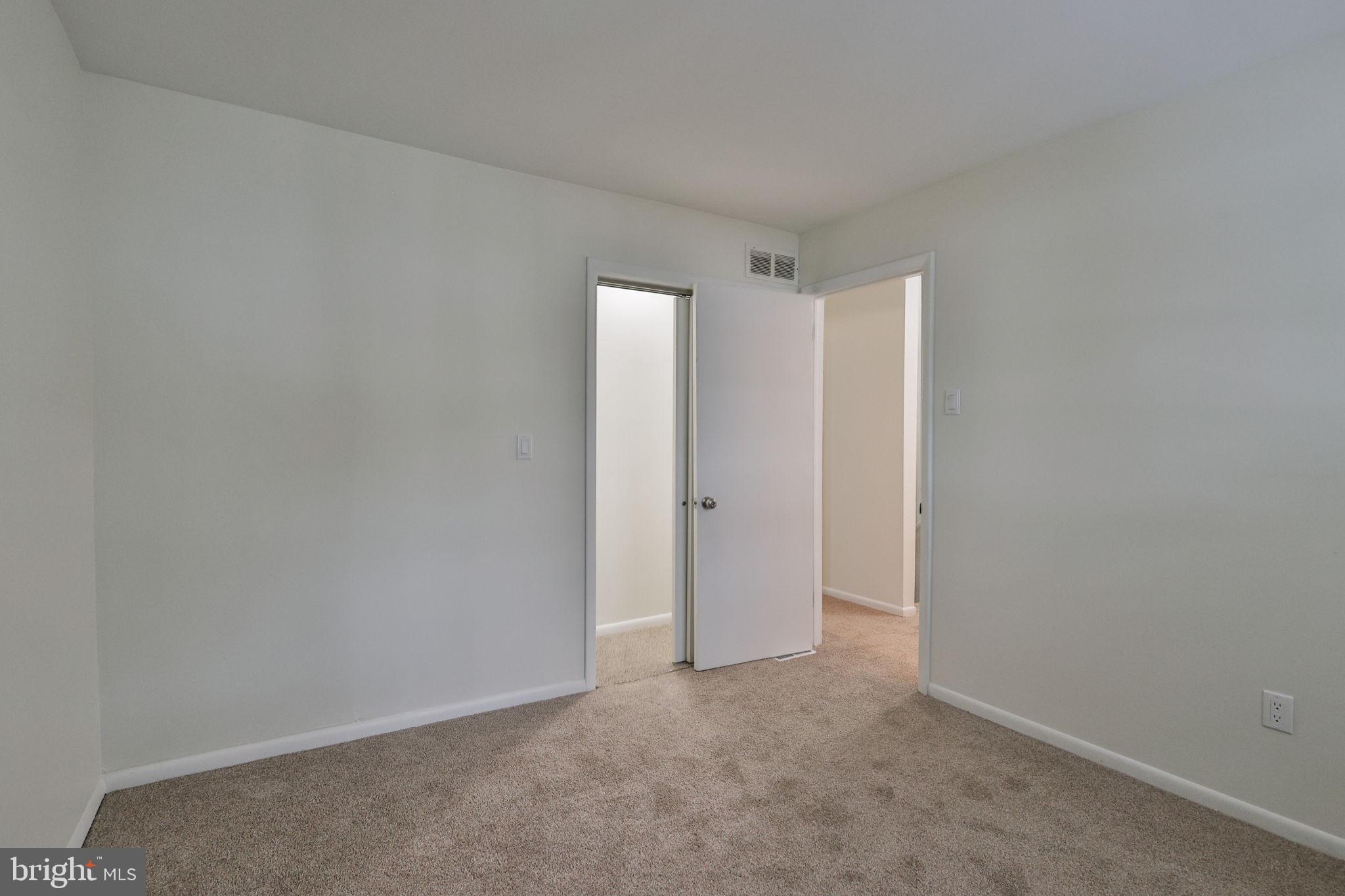 305 South Warminster Road, Unit B2 Hatboro, PA 19040 - Photo 27 of 42