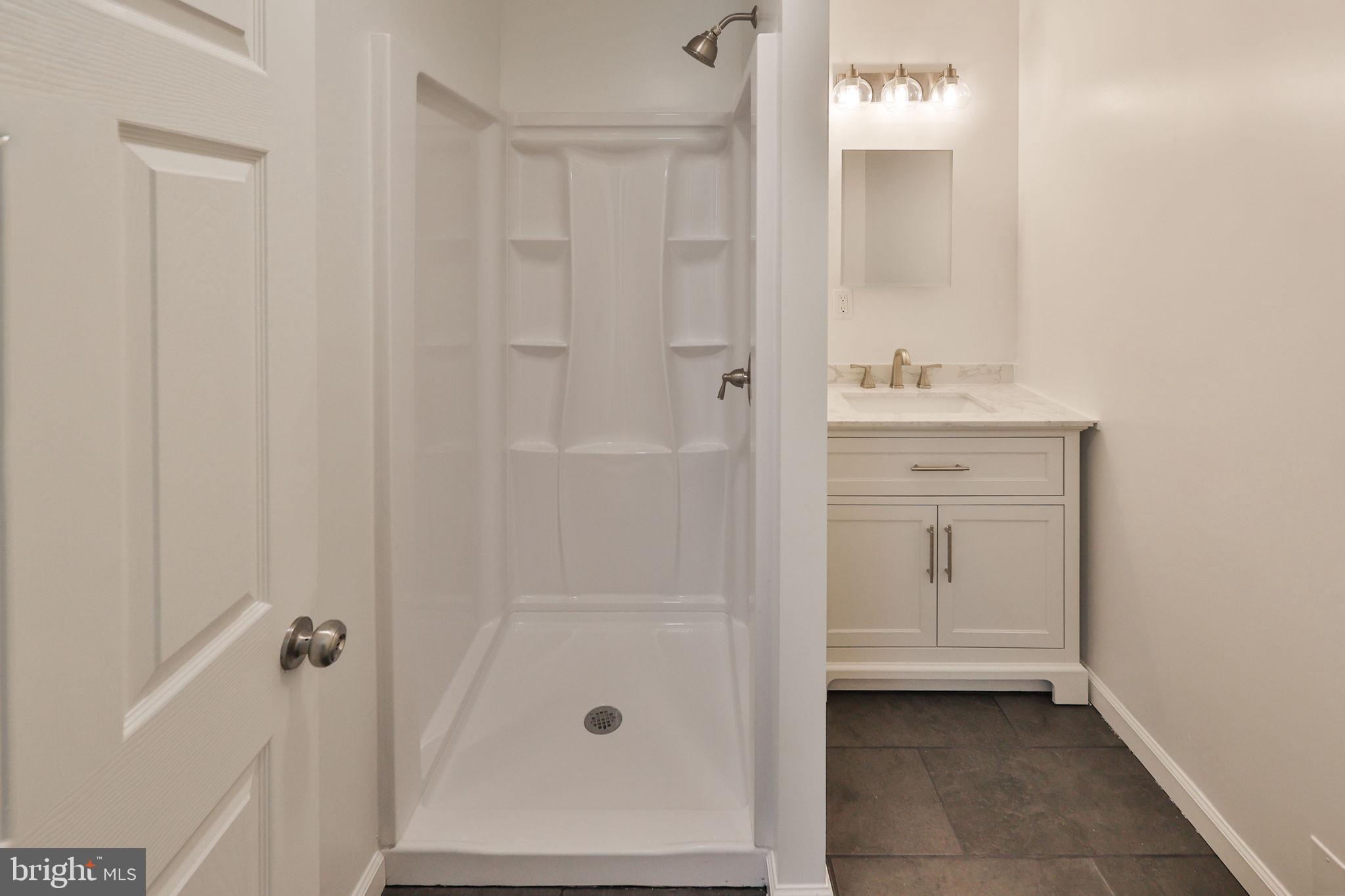 305 South Warminster Road, Unit B2 Hatboro, PA 19040 - Photo 35 of 42