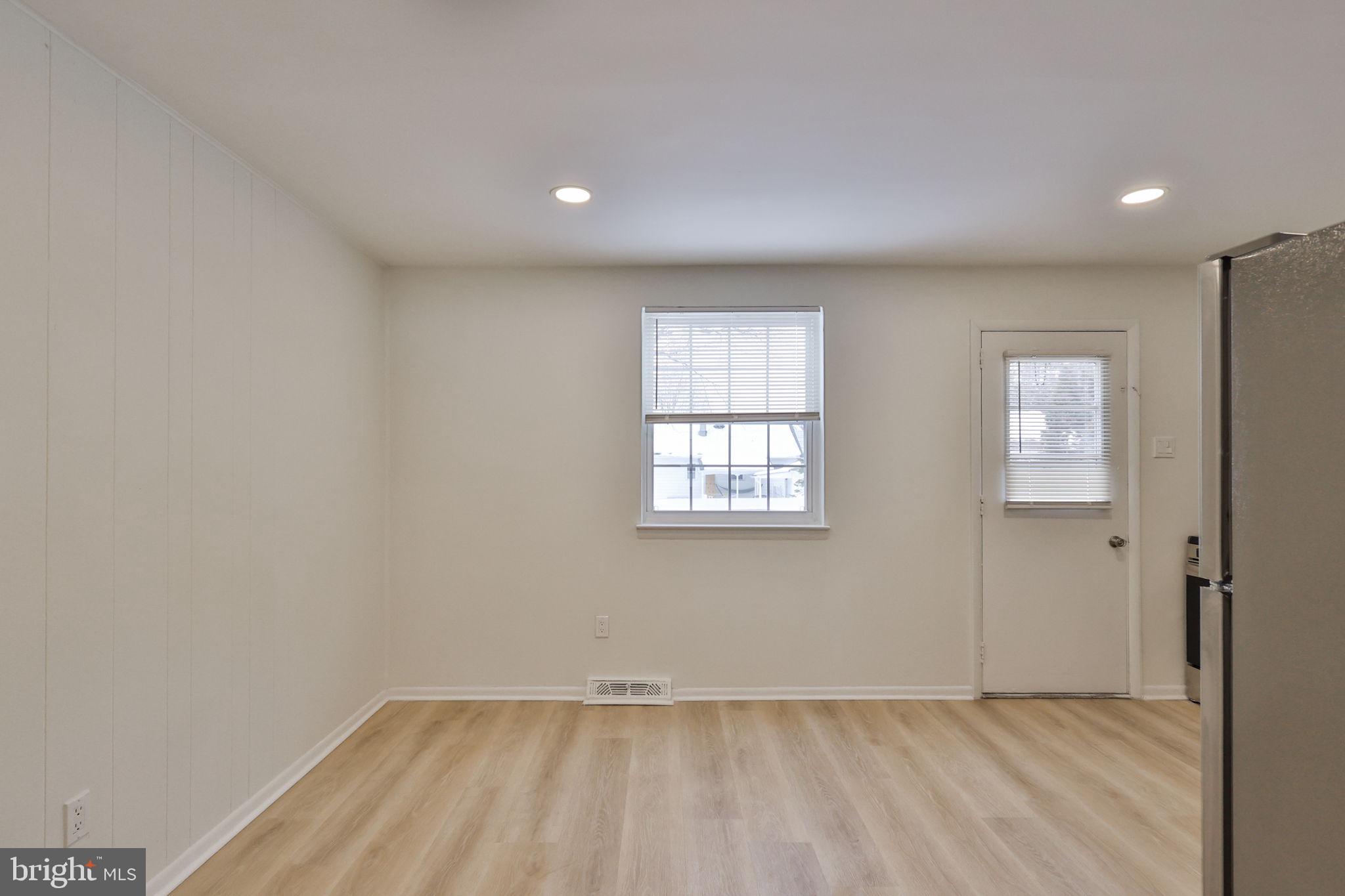 305 South Warminster Road, Unit B2 Hatboro, PA 19040 - Photo 41 of 42