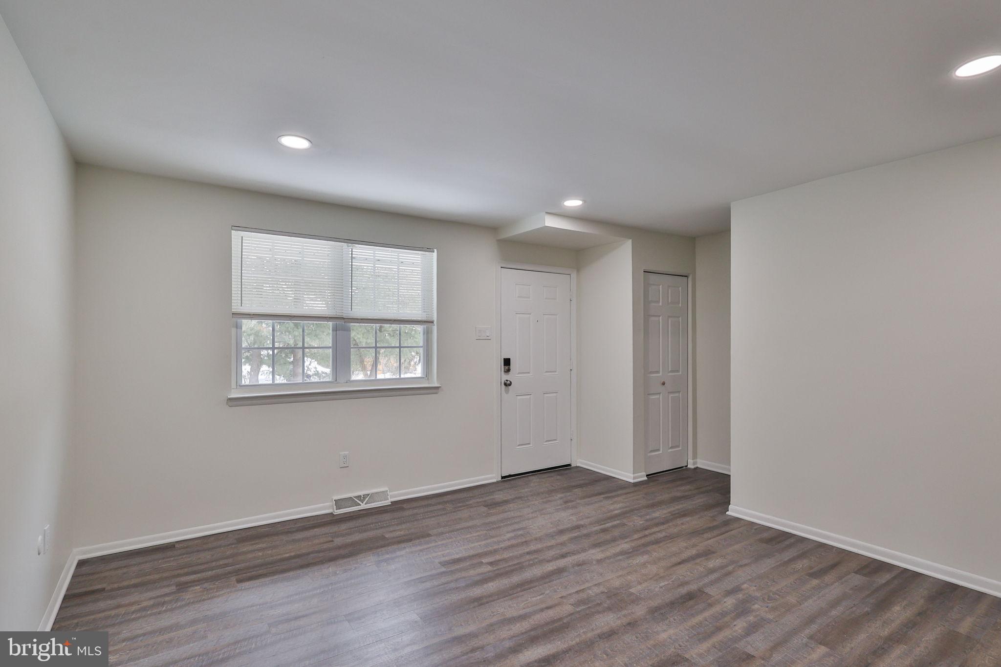 305 South Warminster Road, Unit B2 Hatboro, PA 19040 - Photo 7 of 42