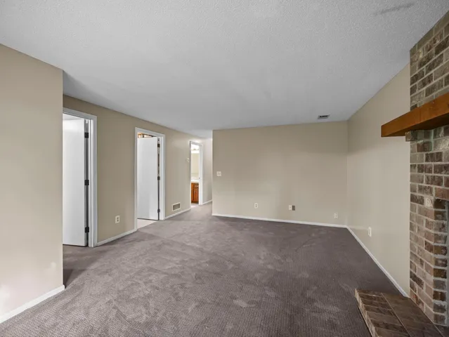 $2,075 | 5535 Lindsay Street, Golden Valley, MN 55422