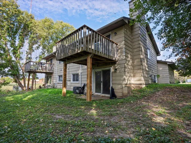 $2,075 | 5535 Lindsay Street, Golden Valley, MN 55422