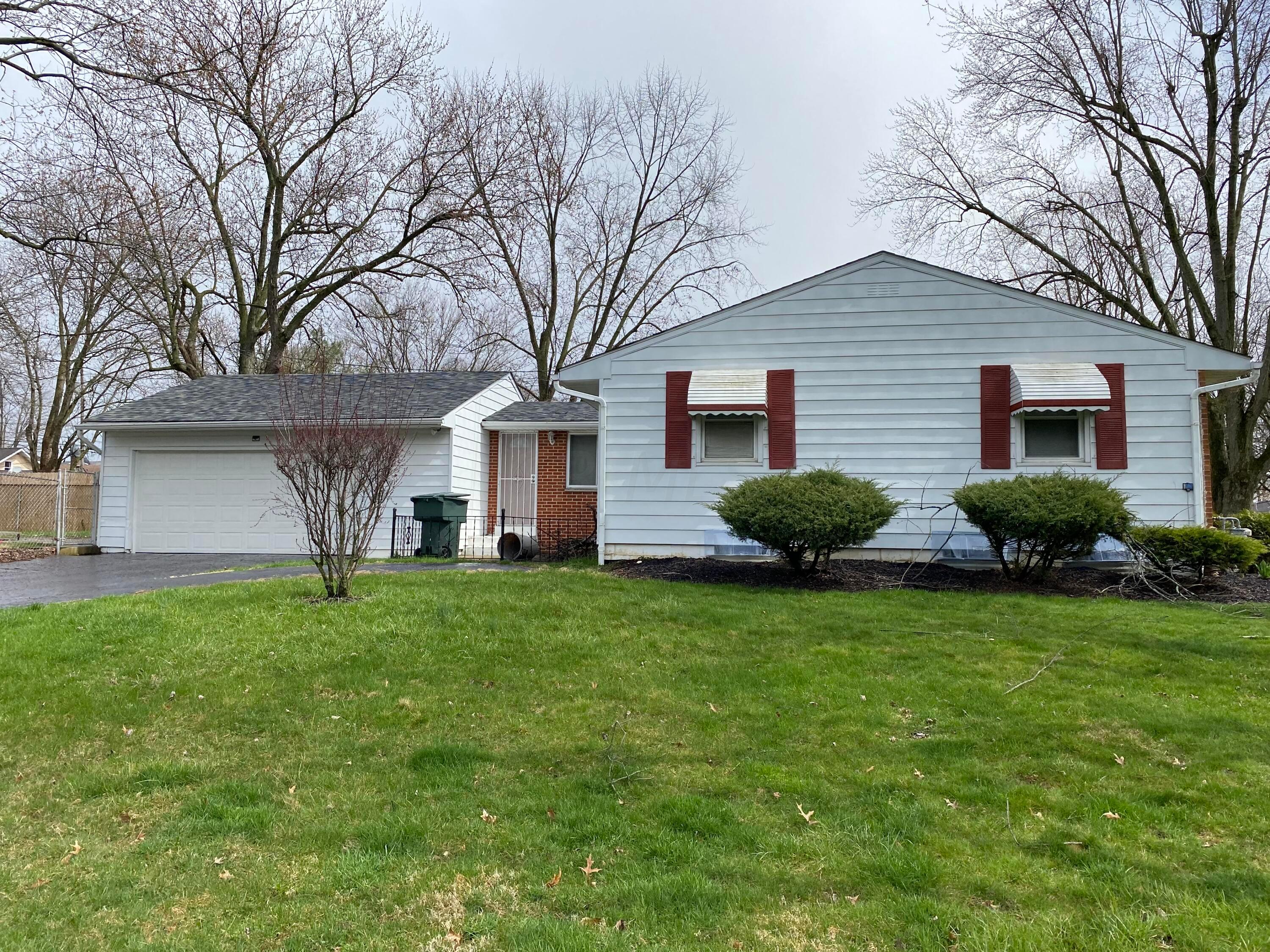2130 Case Road Columbus, OH 43224 - Photo 5 of 39 05 - Exterior Side - 2