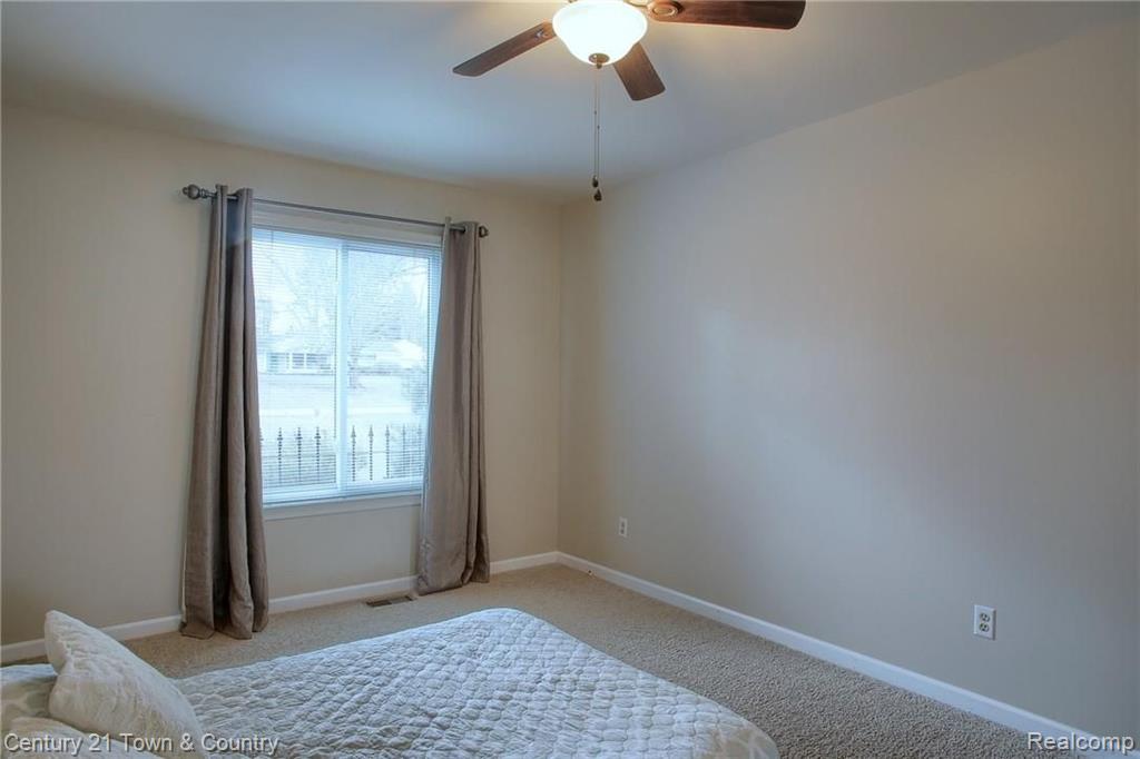 2300 Kingsford Road Rochester Hills, MI 48309 - Photo 21 of 32