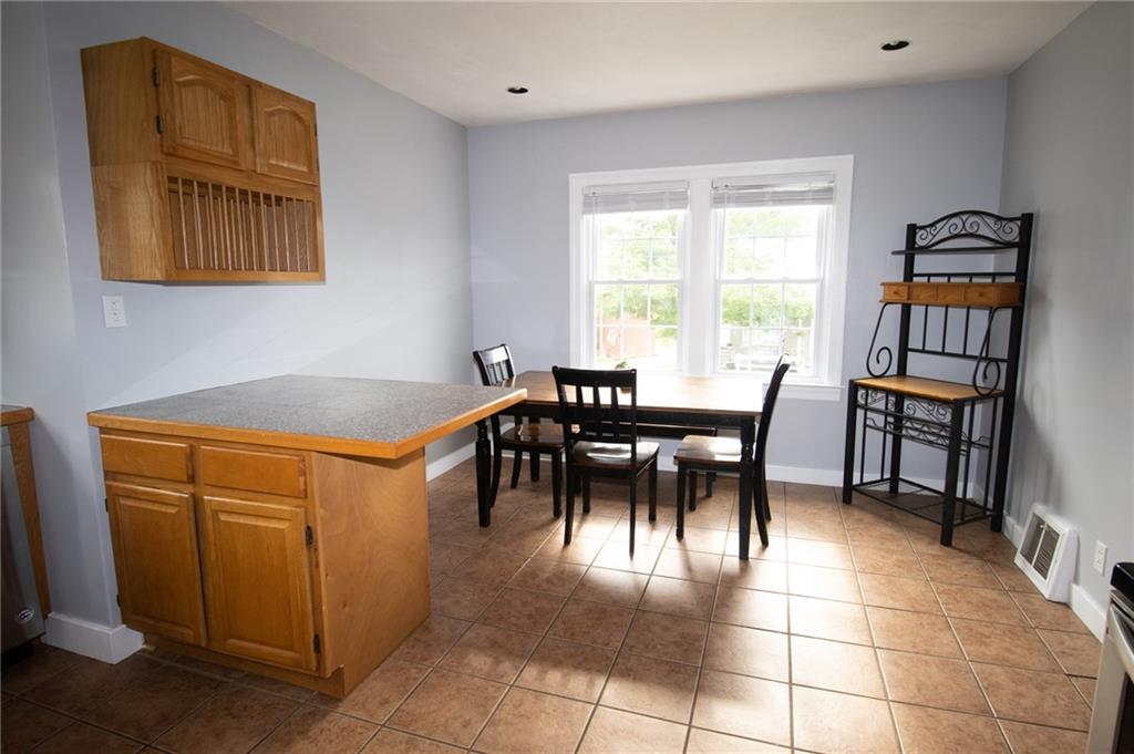 337 South Walnut Street Indiana, PA 15701 - Photo 5 of 24 Gallery Image 5