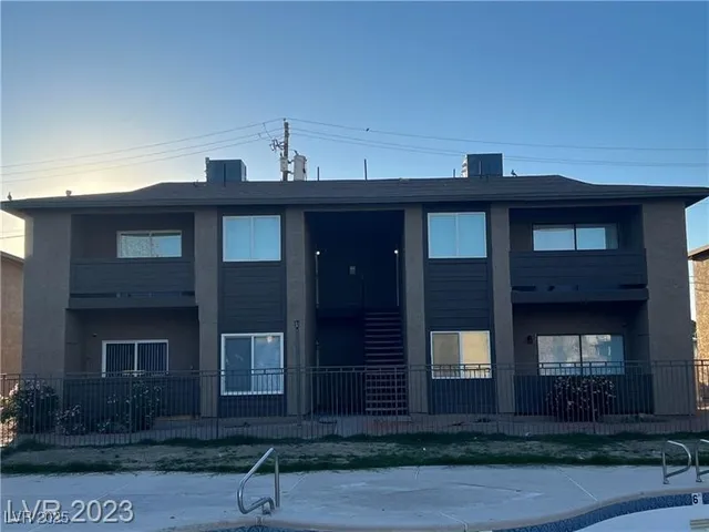 $1,300 | 2829 Wheelwright Drive, Unit A, Las Vegas, NV 89121