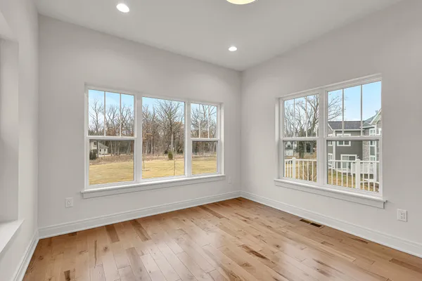 $1,275,000 | 2960 North 186th Street, Unit 10, Brookfield, WI 53045