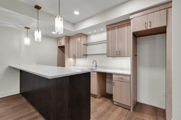 $1,275,000 | 2960 North 186th Street, Unit 10, Brookfield, WI 53045