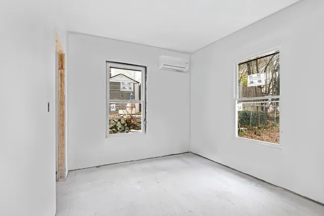 $3,300 | 7 Davis Street, Unit 2, Woburn, MA 01801