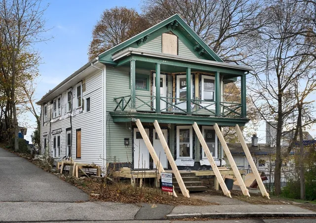 $3,300 | 7 Davis Street, Unit 2, Woburn, MA 01801