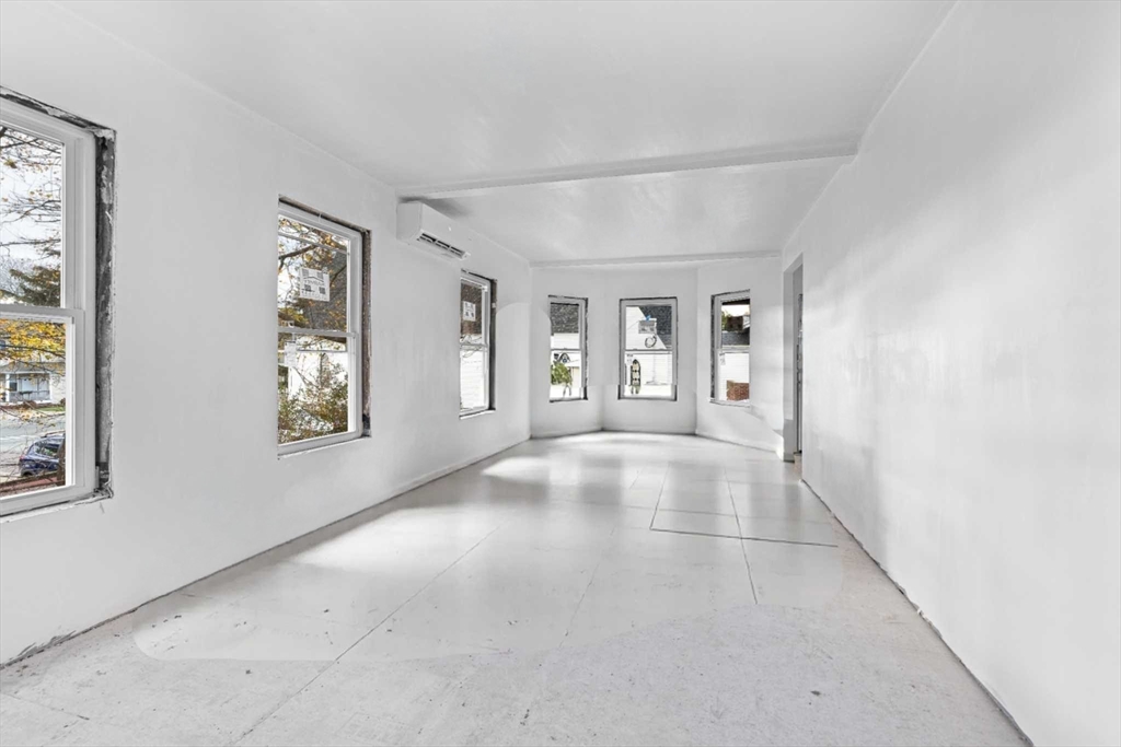 7 Davis Street, Unit 2 Woburn, MA 01801 - Photo 5 of 14