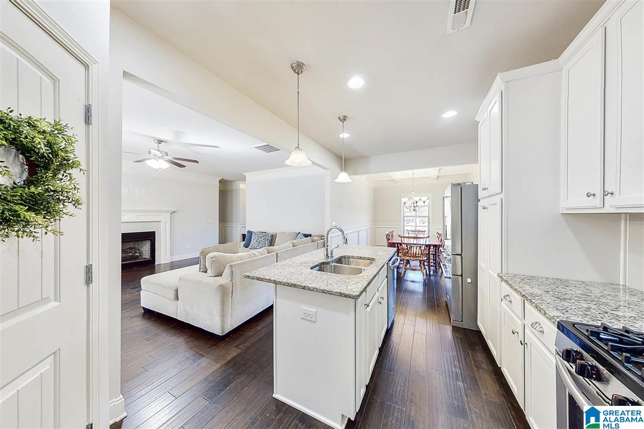 429 Red Bay Cove Alabaster, AL 35114 - Photo 6 of 38