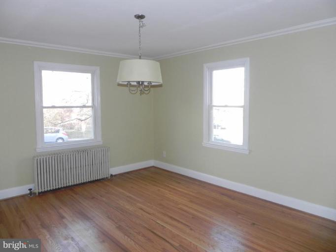 6303 Mt Ridge Road Catonsville, MD 21228 - Photo 2 of 13 Dining Room