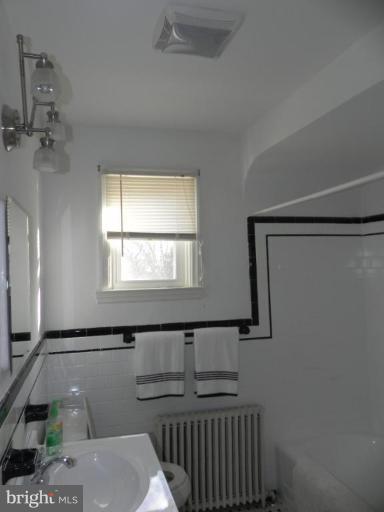 6303 Mt Ridge Road Catonsville, MD 21228 - Photo 4 of 13 Bath #1