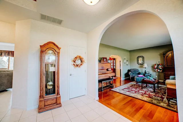 $499,900 | 23 2130 East, Watseka, IL 60970