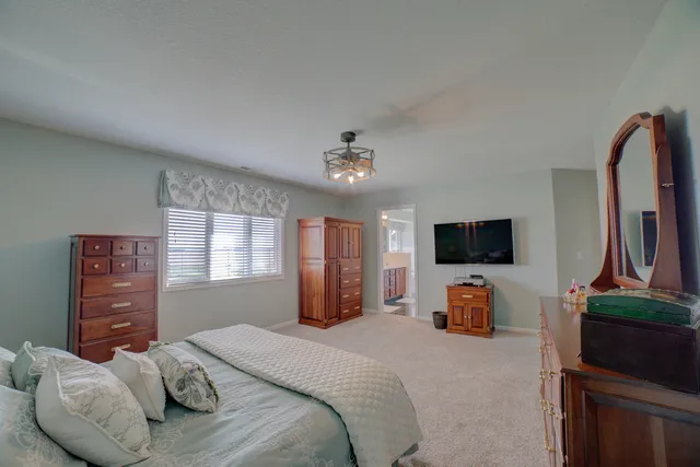 $499,900 | 23 2130 East, Watseka, IL 60970