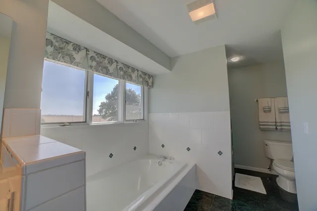 $499,900 | 23 2130 East, Watseka, IL 60970