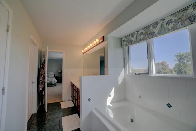 $499,900 | 23 2130 East, Watseka, IL 60970