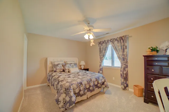 $499,900 | 23 2130 East, Watseka, IL 60970