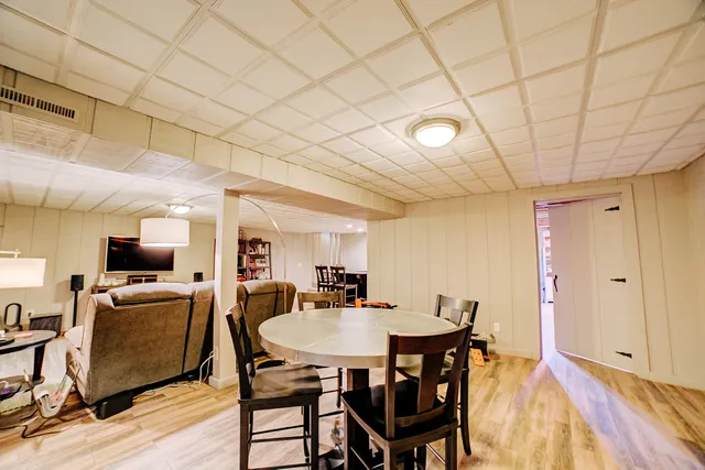 $499,900 | 23 2130 East, Watseka, IL 60970