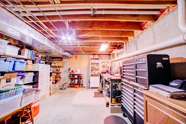 $499,900 | 23 2130 East, Watseka, IL 60970