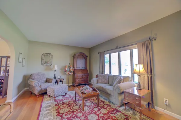 $460,000 | 23 2130 East, Watseka, IL 60970