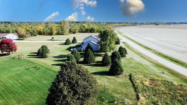 $499,900 | 23 2130 East, Watseka, IL 60970