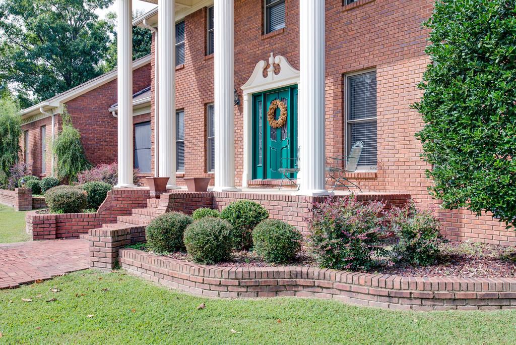 894 Buffalo Road Hohenwald, TN 38462 - Photo 2 of 30 Gallery Image 2