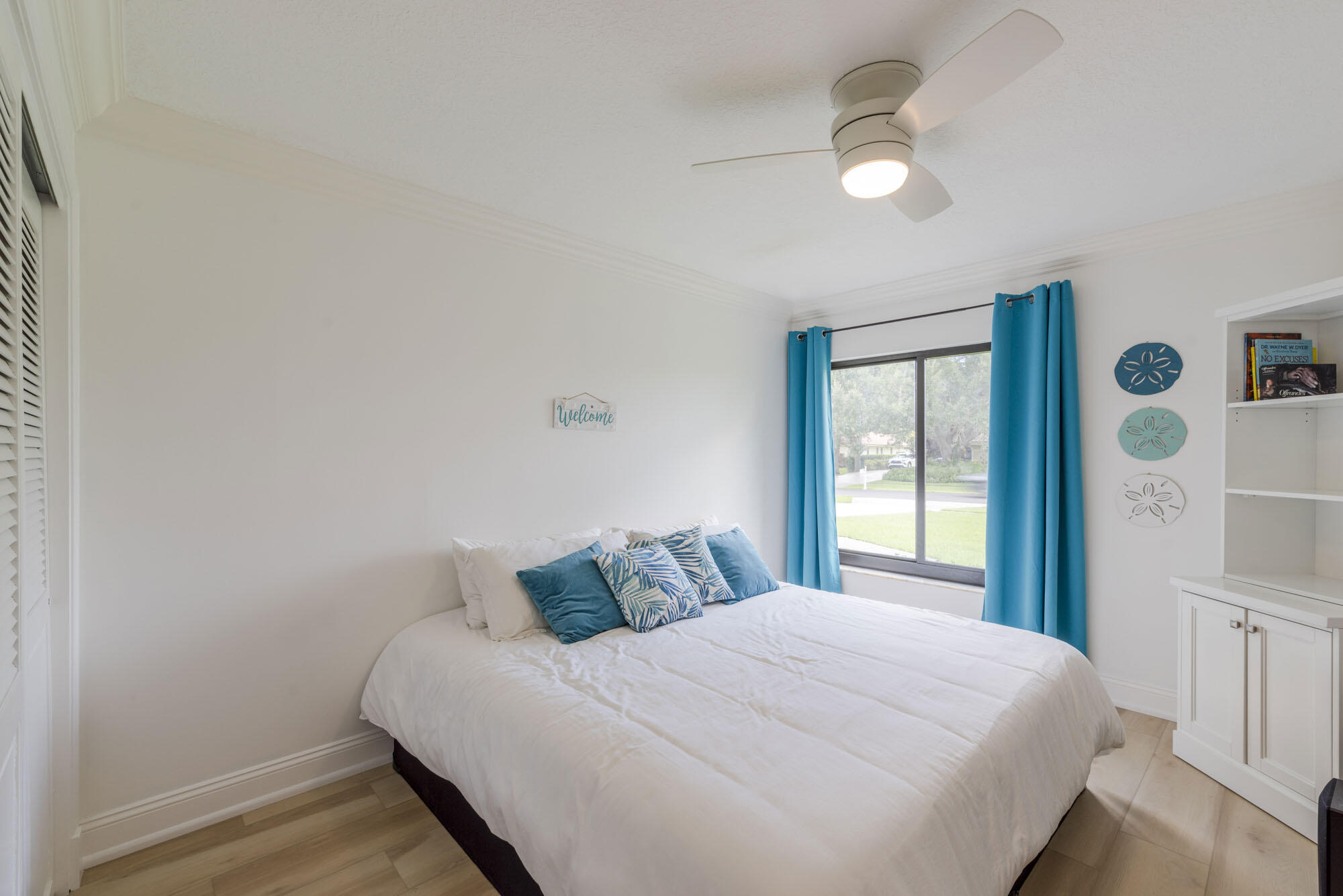 21370 North Sweetwater Lane Boca Raton, FL 33428 - Photo 23 of 40 001