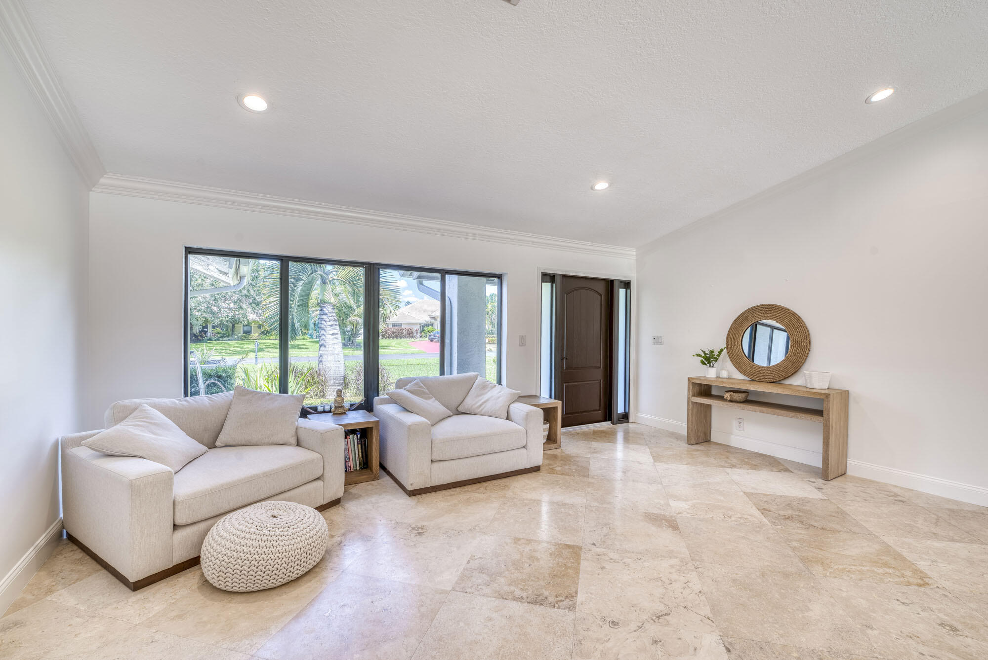 21370 North Sweetwater Lane Boca Raton, FL 33428 - Photo 6 of 40 012