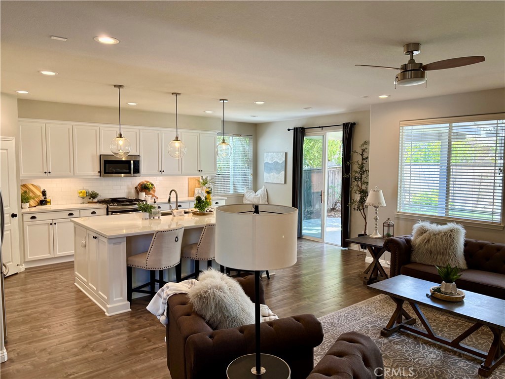 39707 Cambridge Place Temecula, CA 92591 - Photo 7 of 75