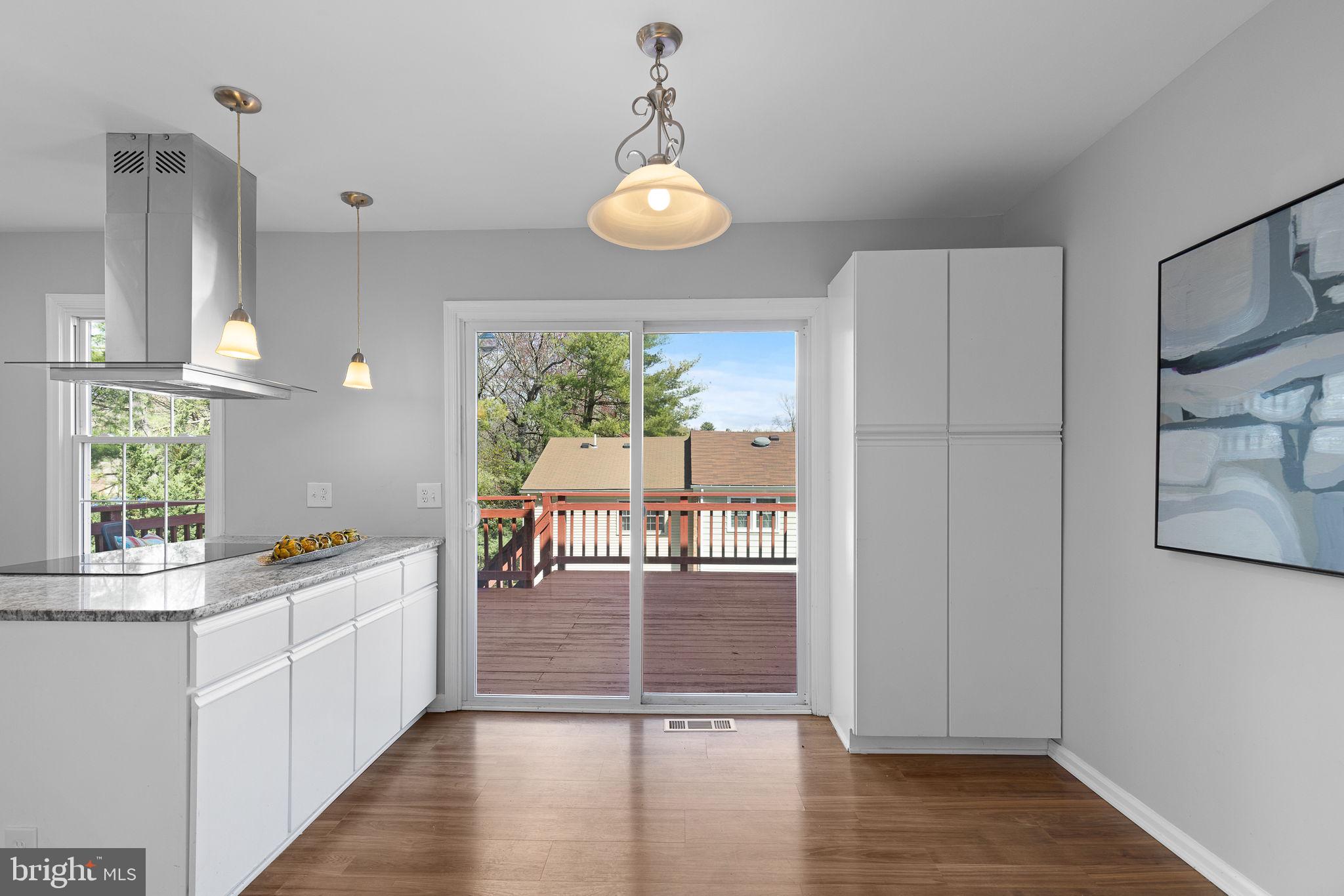 9676 Thackery Square Fairfax, VA 22032 - Photo 9 of 35