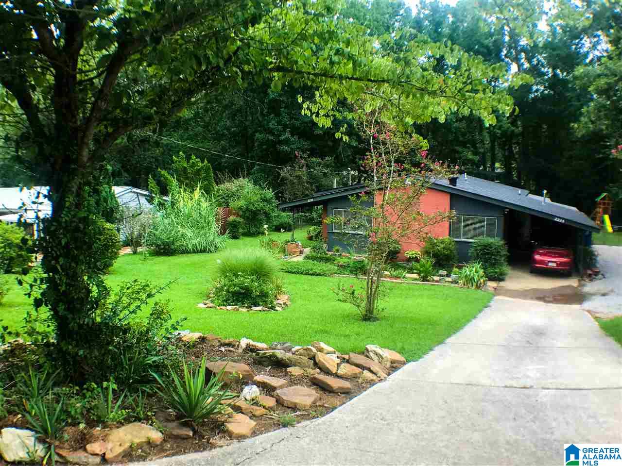 2225 Chapel Hill Road Birmingham, AL 35216 - Photo 1 of 48
