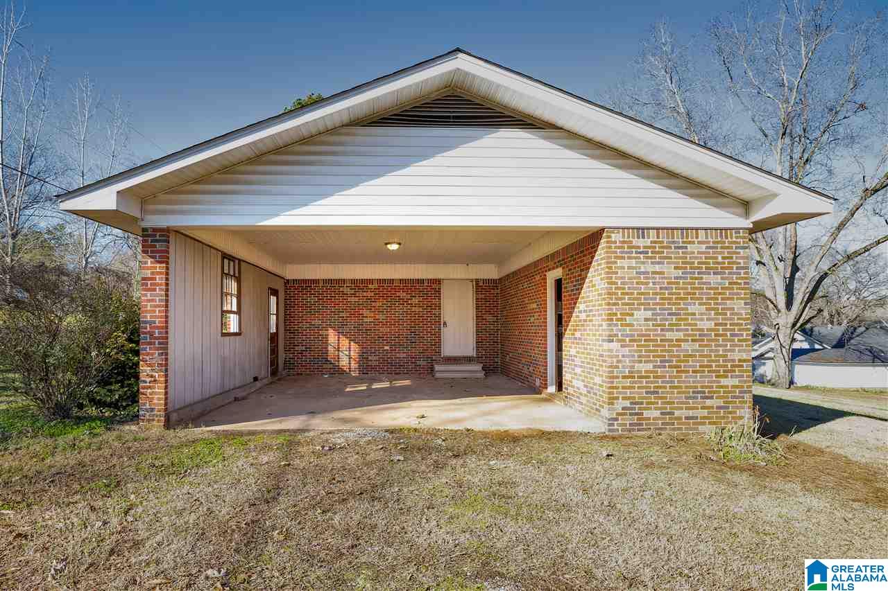 262 Logan Street Sylacauga, AL 35150 - Photo 9 of 13