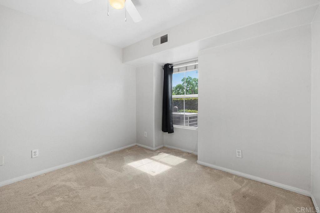 112 Via Sovana Santee, CA 92071 - Photo 5 of 52