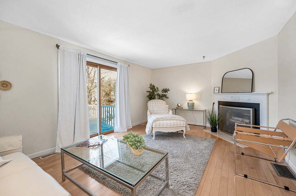 51 Tobey Road, Unit 47 Dracut, MA 01826 - Photo 2 of 38