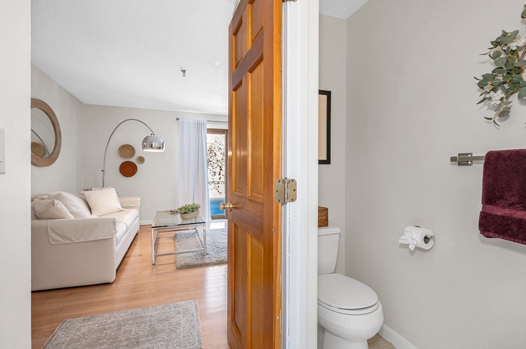 51 Tobey Road, Unit 47 Dracut, MA 01826 - Photo 5 of 38