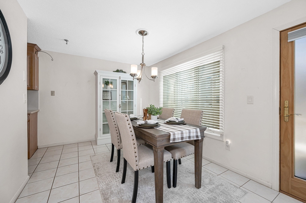 51 Tobey Road, Unit 47 Dracut, MA 01826 - Photo 7 of 38