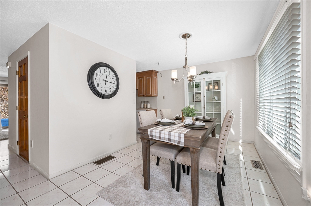 51 Tobey Road, Unit 47 Dracut, MA 01826 - Photo 8 of 38