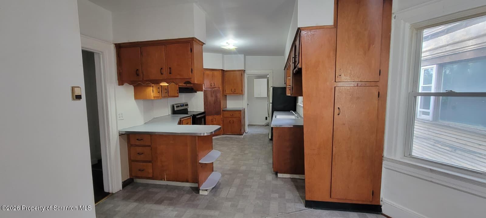 805 Monroe Avenue, Unit 3 Scranton, PA 18510 - Photo 2 of 13 Kitchen