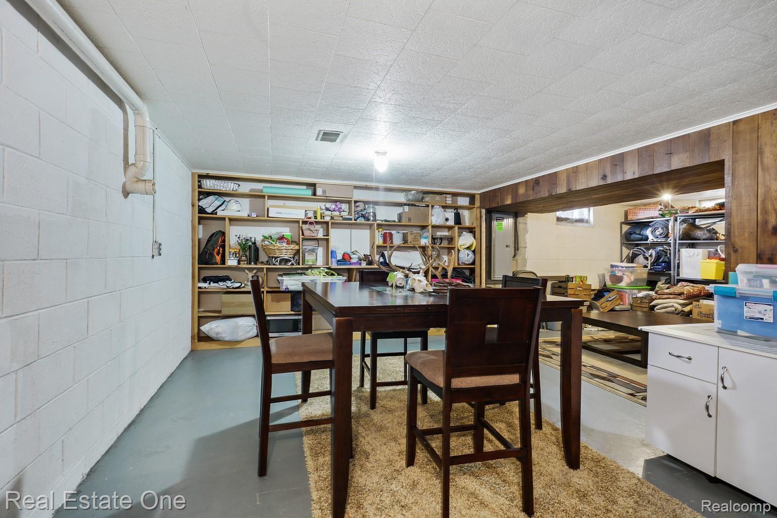 1168 South 5 Lakes Road Lapeer, MI 48446 - Photo 21 of 39 DSC01454.jpg