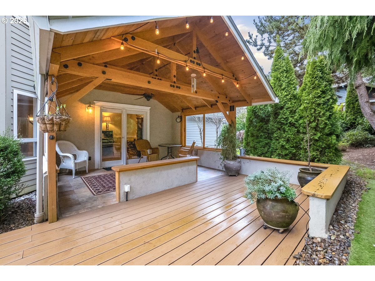 16042 Southwest Waxwing Way Beaverton, OR 97007 - Photo 28 of 37 Patio