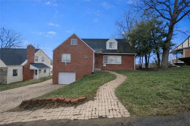 $205,000 | 227 Thornwood Drive, Canonsburg, PA 15317