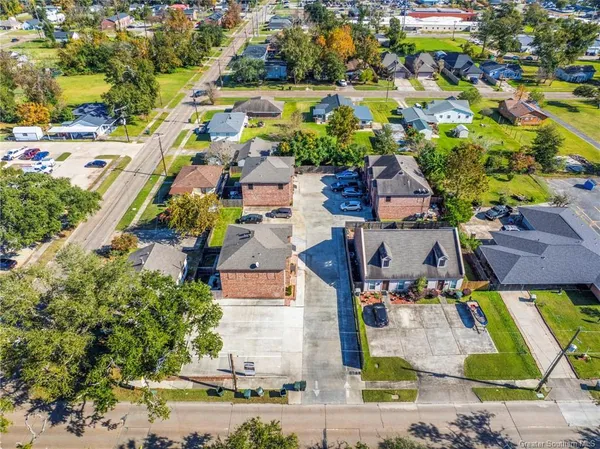$1,162,000 | 2703A Enterprise Boulevard, Unit A B C D E F G, Lake Charles, LA 70601