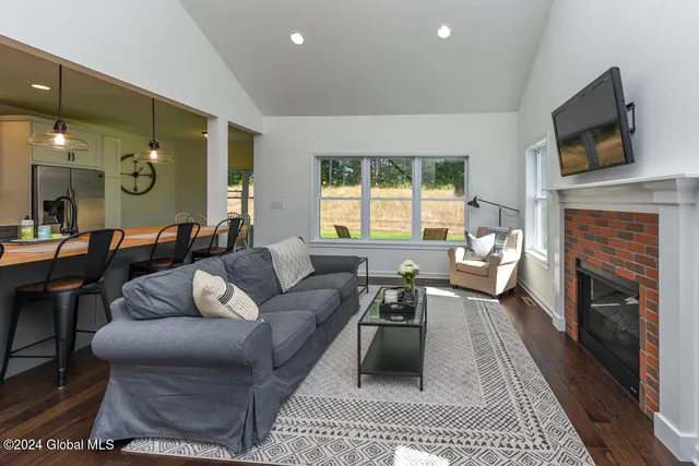 $598,395 | 11 Hunter Court, Ballston Spa, NY 12020