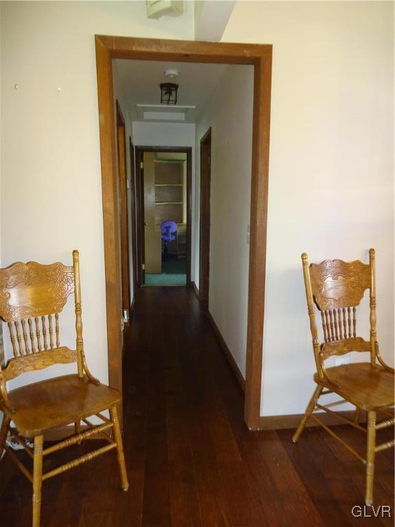 6808 Del Haven Road Bangor, PA 18013 - Photo 15 of 50 Hallway to bedrooms